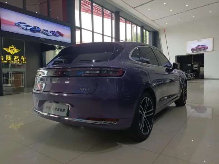 Aito M5 2025 Model Extended Range Ultra 4WD Edition – фото 6
