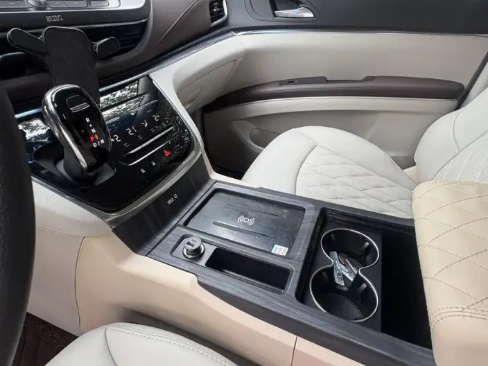 Buick GL8 2023 Model Business class 2.0T Comfort Model – фото 7