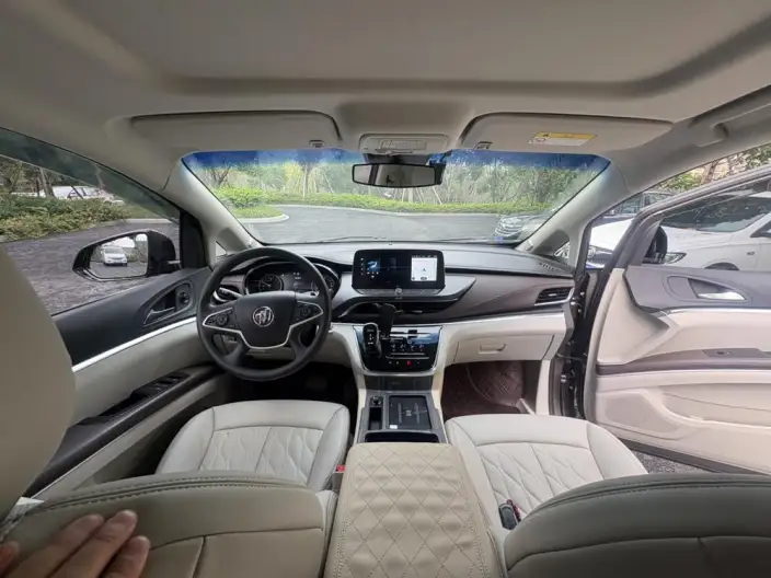Buick GL8 2023 Model Business class 2.0T Comfort Model – фото 8