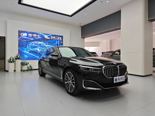 BMW 7 Series 2021 740Li Leader Luxury Package – фото 3