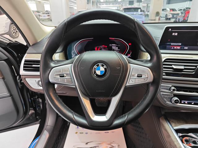 BMW 7 Series 2021 740Li Leader Luxury Package – фото 8