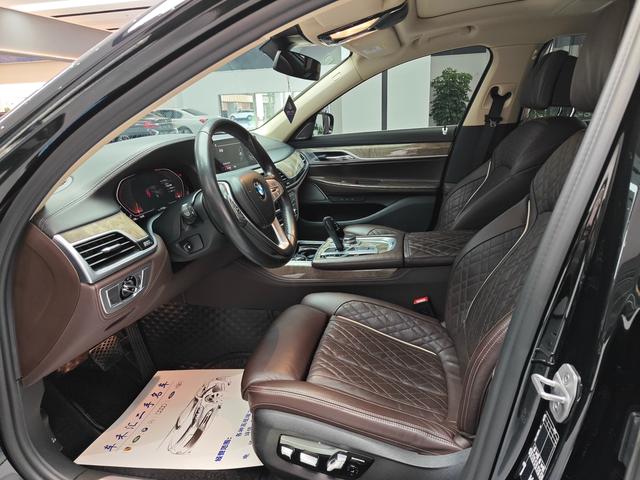 BMW 7 Series 2021 740Li Leader Luxury Package – фото 11