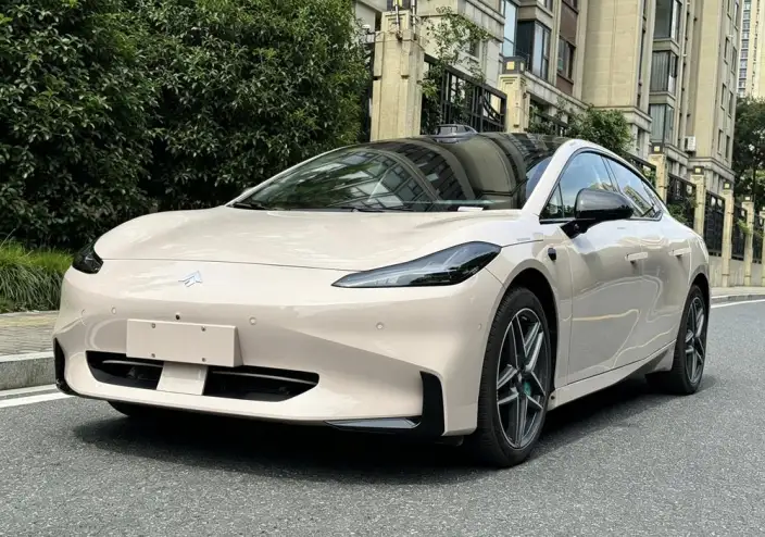 Hyper GT 2025 Model 710km Max Edition