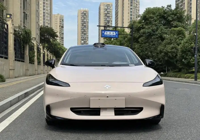 Hyper GT 2025 Model 710km Max Edition