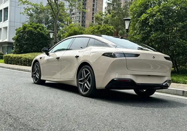 Hyper GT 2025 Model 710km Max Edition – фото 5