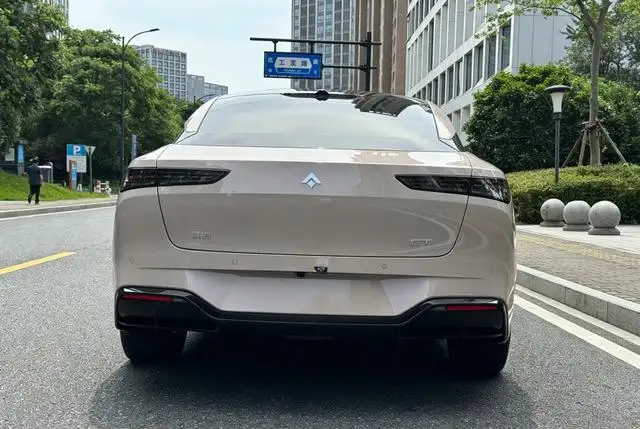 Hyper GT 2025 Model 710km Max Edition – фото 6