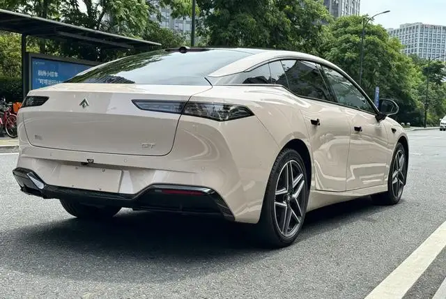 Hyper GT 2025 Model 710km Max Edition – фото 7