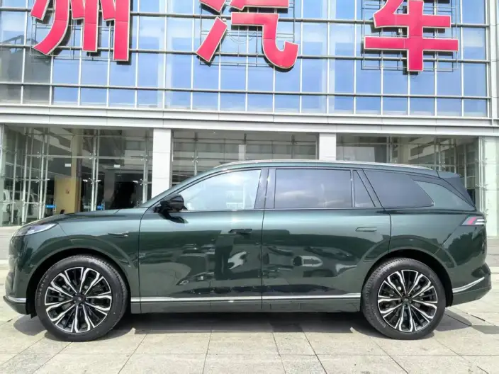 eπ 008 2026 Model EV Family Edition 6 seat