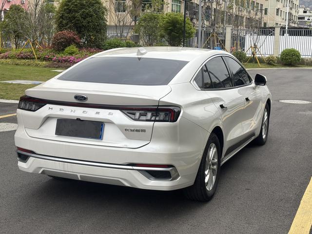 Ford Mondeo 2023 EcoBoost 180 Com f ort – фото 4