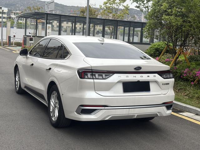 Ford Mondeo 2023 EcoBoost 180 Com f ort – фото 6