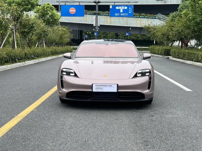 Taycan 2022 Model Facelift Taycan – фото 2