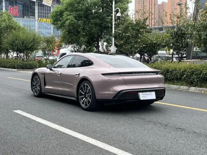 Taycan 2022 Model Facelift Taycan – фото 4