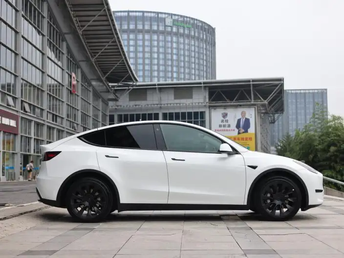 Model Y 2023 Model Long Battery Life Pro All-wheel drive version – фото 8