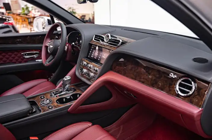 Bentayga 2021 Model 4.0T V8 – фото 4