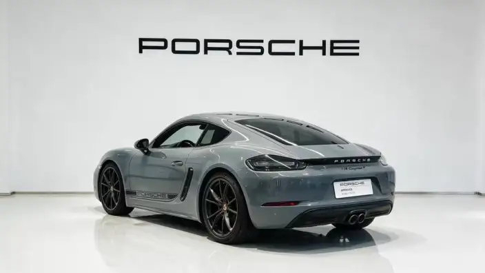 Porsche 718 2023 Model Cayman T – фото 4