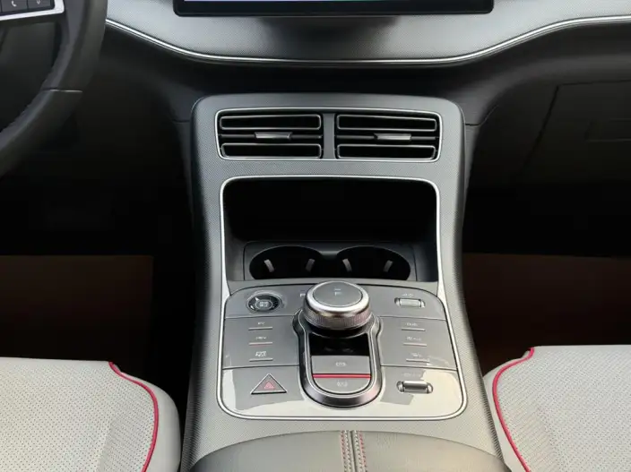 BYD Destroyer 05 2023 Model DM-i Champion Edition 55KM Luxury Model – фото 8