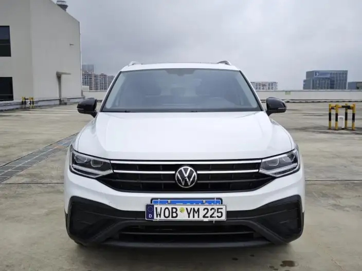 Volkswagen Tiguan L 2023 Model 300TSI 2WD Smart Edition – фото 2