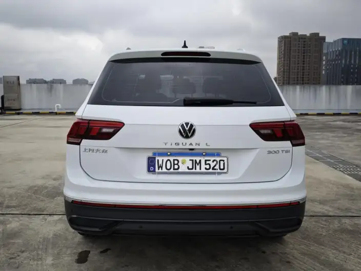 Volkswagen Tiguan L 2023 Model 300TSI 2WD Smart Edition – фото 6