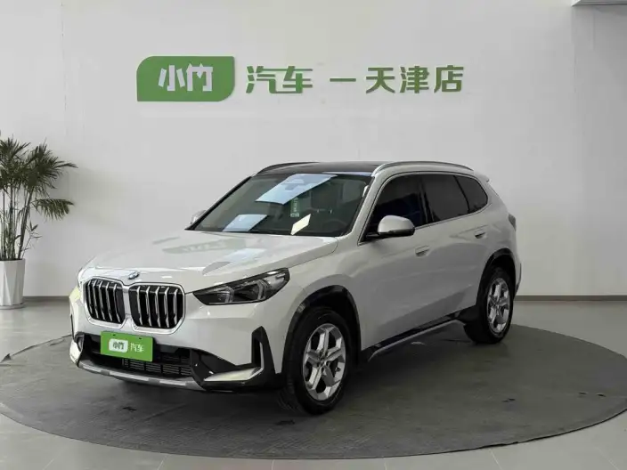 BMW X1 2023 Model sDrive20Li X Design Set – фото 1
