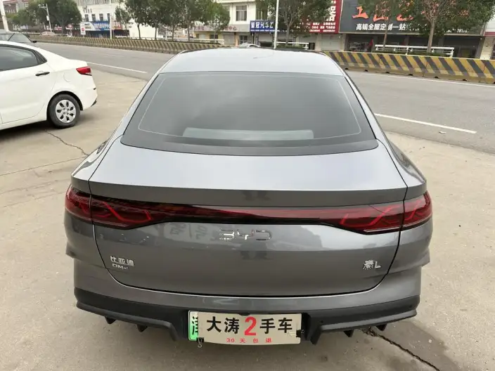 QinL DM 2024 Model DM-i 80KM Leading Model – фото 6