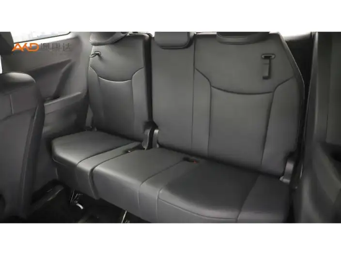 Granvia 2022 Model 2.5L Hybrid Ultimate Edition – фото 10