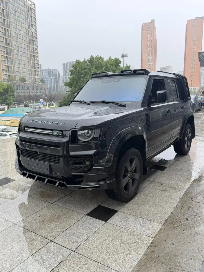 Land Rover Defender 2024 Model 110 3.0T P400 X-Dynamic HSE – фото 1
