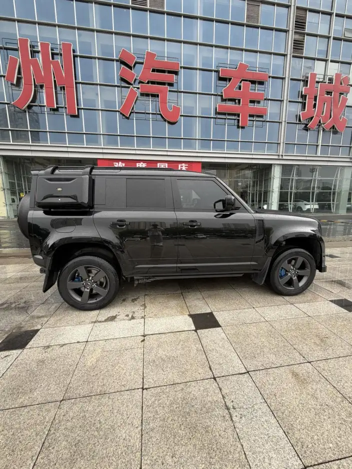 Land Rover Defender 2024 Model 110 3.0T P400 X-Dynamic HSE – фото 8