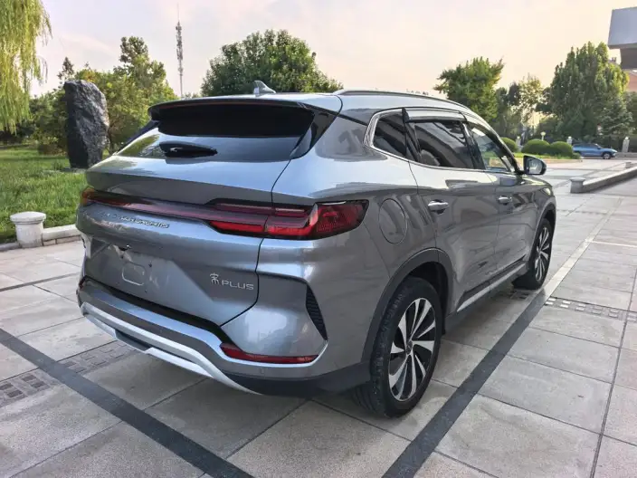 BYD Song PLUS DM 2024 Model DM-i Honor Edition 71KM Luxury Model – фото 6