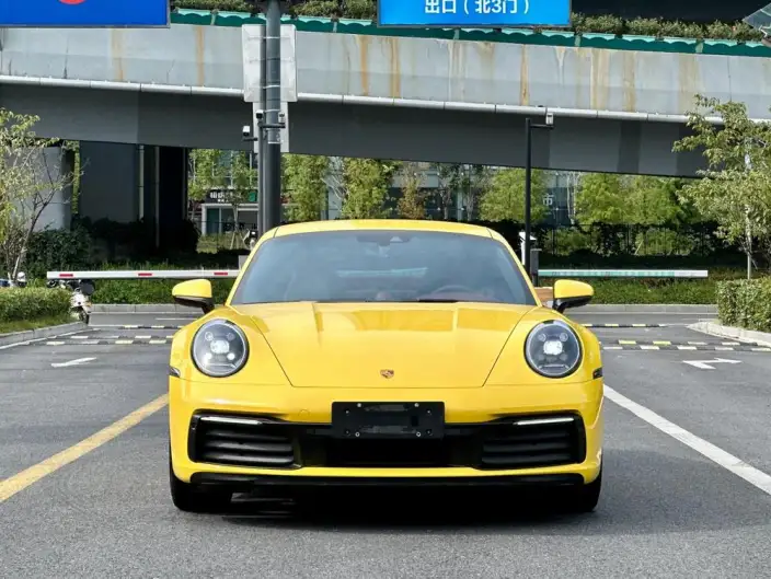 PORSCHE 911 2023 Model Carrera 3.0T – фото 2