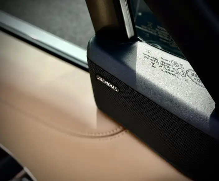 Range Rover 2023 Model 3.0 L6 360PS Shengshi Edition – фото 6