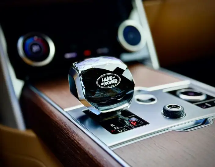 Range Rover 2023 Model 3.0 L6 360PS Shengshi Edition – фото 10