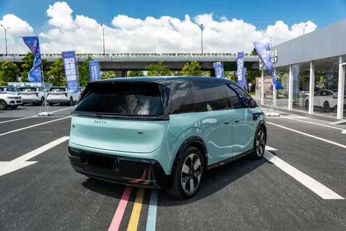 ZEEKR MIX 2025 Model 102kWh Long Battery Life Pro Smart Driving Edition – фото 7