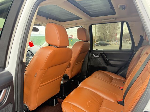 Land Rover Freelander 2 2013 модификация 2.0T Si4 HSE Gasoline Edition – фото 5