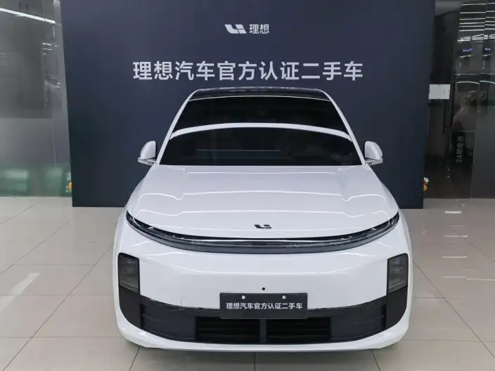 Li Auto L6 2024 Model Pro Edition – фото 2