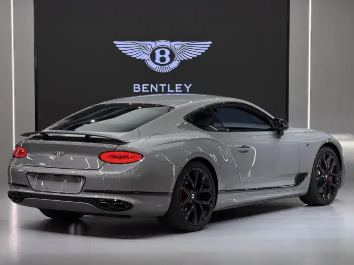 Continental 2023 Model 4.0T GT S V8