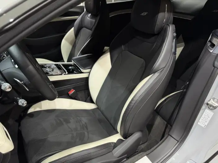 Continental 2023 Model 4.0T GT S V8 – фото 7
