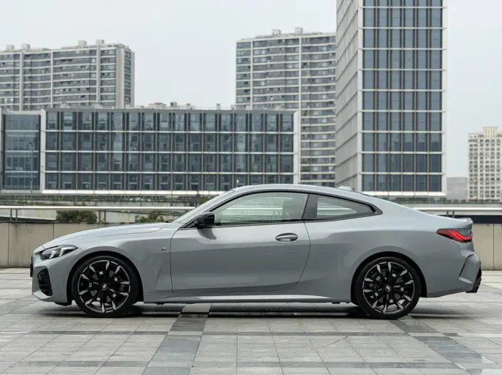 BMW 4 Series 2024 Model 430i M Sports Night Set – фото 4