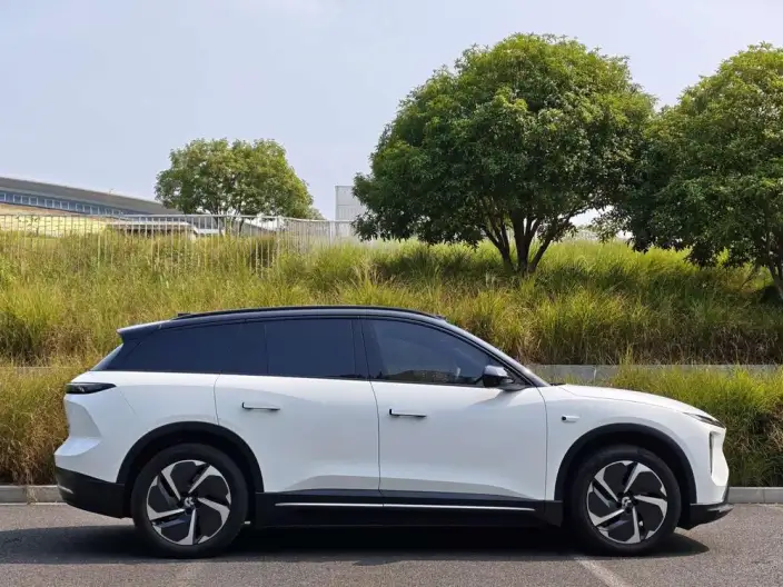 NIO ES6 2024 Model 75kWh – фото 7