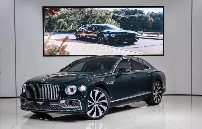 Continental Flying Spur 2023 Model 4.0T V8 Yadu Edition – фото 1
