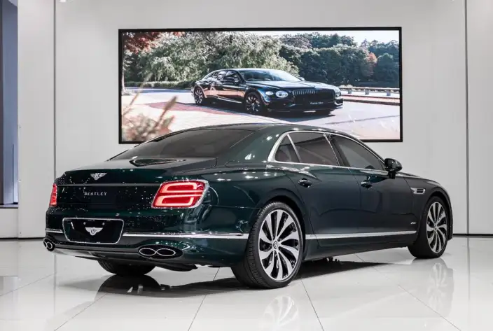 Continental Flying Spur 2023 Model 4.0T V8 Yadu Edition – фото 4