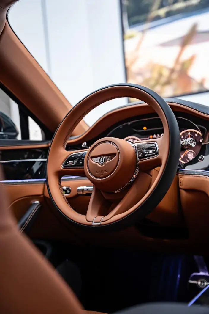 Continental Flying Spur 2023 Model 4.0T V8 Yadu Edition – фото 6