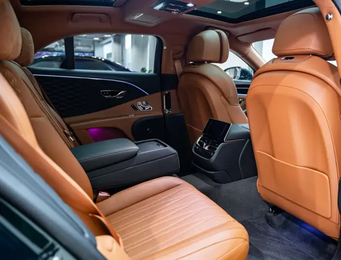 Continental Flying Spur 2023 Model 4.0T V8 Yadu Edition – фото 10