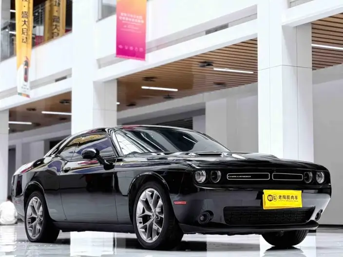 Challenger 2022 Model 3.6L Automatic Rear Drive 5 seat Parallel Imported – фото 3