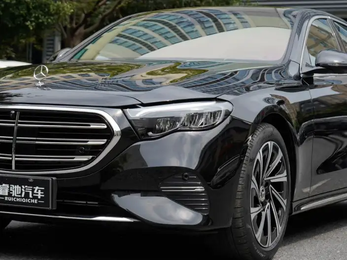 Mercedes-Benz E-Class 2025 Model E 300 L Luxury Model sedan – фото 6