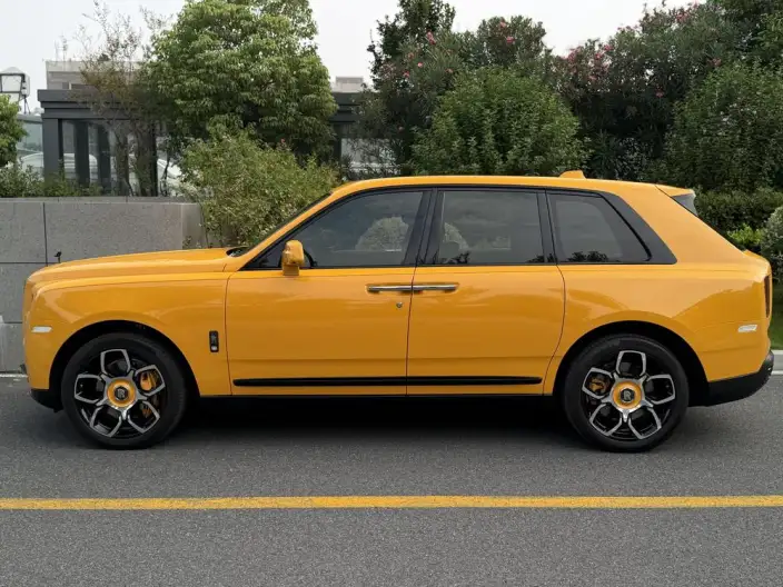 Cullinan 2020 Model Black Badge