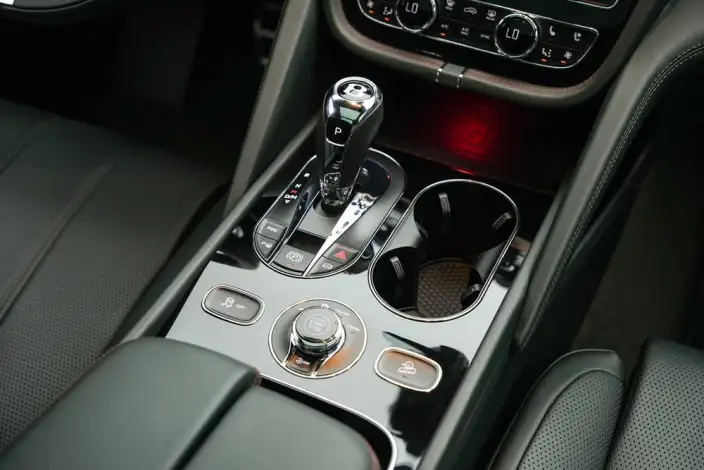 Bentayga 2021 Model 4.0T V8 – фото 9