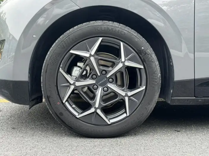 Lynk & Co 20 2025 Model Z20 530km Rear Drive Pro – фото 9
