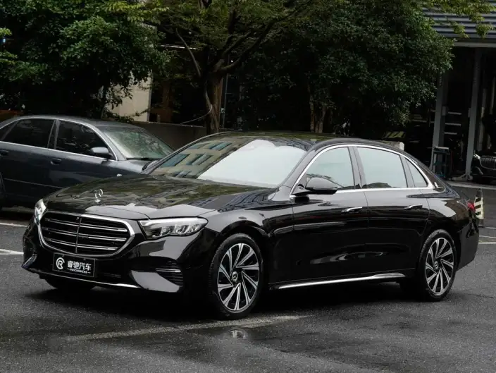Mercedes-Benz E-Class 2025 Model E 300 L Luxury Model sedan – фото 1
