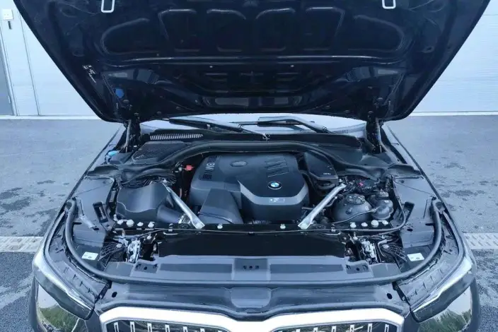 BMW 5 Series 2026 Model 530Li Leading Model Luxury Set – фото 6