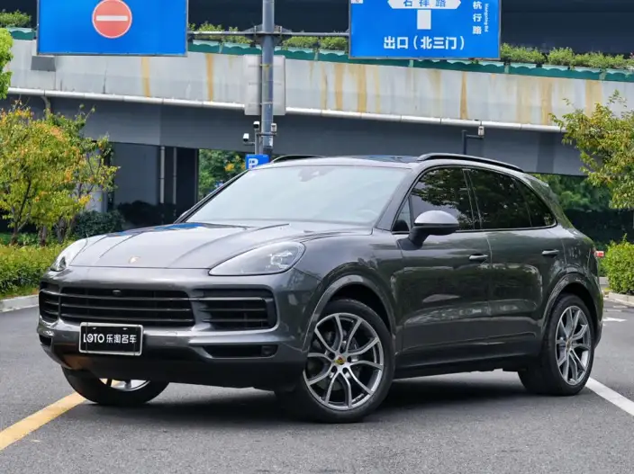 Cayenne 2021 Model 3.0T Automatic Rear Drive 5 seat Parallel Imported – фото 1